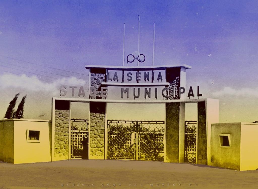 La Senia 500- Stade.jpg